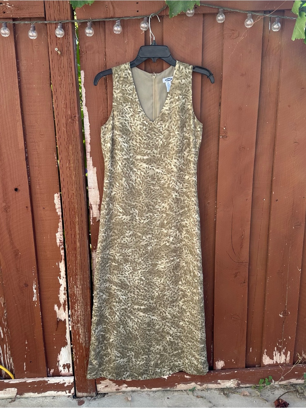 Old Navy Olive Green Patterned Sleeveless Maxi Dress